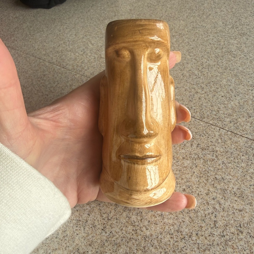 Kahiki Supper Club rare Glazed Ceramic Moai Head Figurine pepper shaker